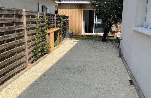 Pessac House | Villa Rafael junior