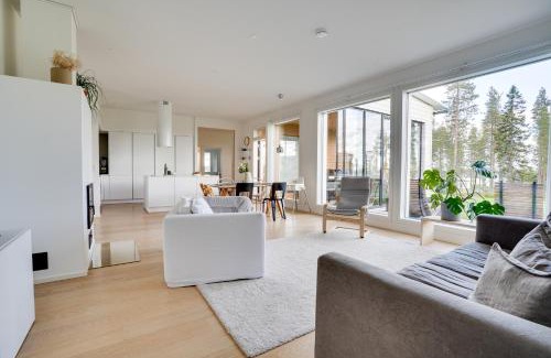 Rovaniemi Villa | Villa Rainbow