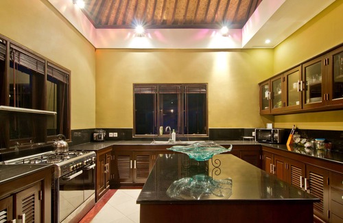 Bukit Villa | Villa Rama Rama – A Huge Private Hilltop Spa Retreat with Stunning Views
