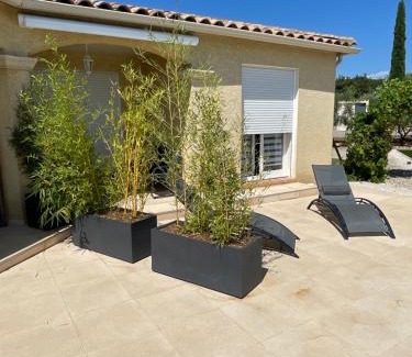 Regusse House | Villa Raphaël