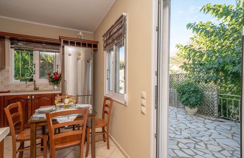 Divarata Villa | VILLA REGINA - Private paradise with tree-house&heated pool