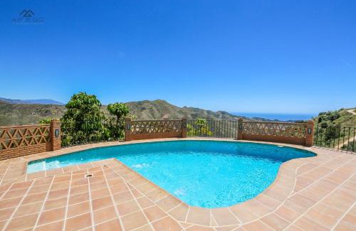 Almunecar Villa | Villa Relax and Pool El Moral