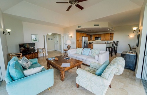 Grace Bay Condo | Villa Renaissance 308: 3rd Floor, 3 Bedrooms, 3 Bathrooms, Ocean Front Villa
