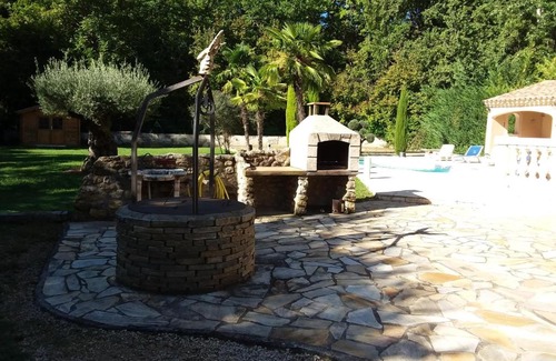 Ansouis House | Villa reposante à l'abri des regards