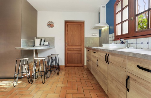 Saint-Raphael Villa | Villa 'Rez De Jardin Dans' with Private Pool, Private Terrace and Wi-Fi