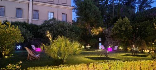 Trastevere Bed & Breakfast | Villa Riari Garden
