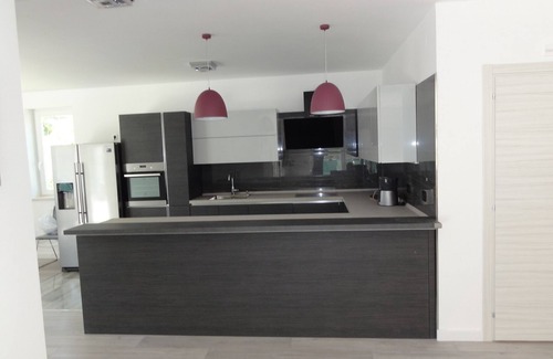 Prijevor Villa | Villa Riva - Five Bedroom Villa with Pool and Sea View