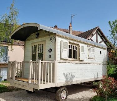 Escolives-Sainte-Camille Other | Villa Rose La Belle Roulotte