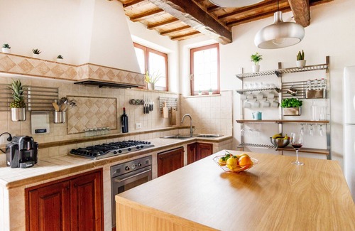 Monte San Giusto Villa | Villa Roberto by MMega