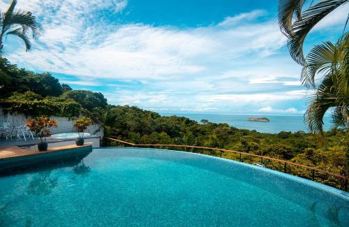 Manuel Antonio Hotel | Villa Roca Boutique Resort & Suites - ADULT ONLY