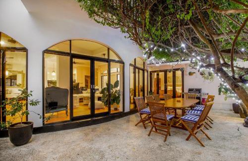 Dyanapura Villa | Villa Roma