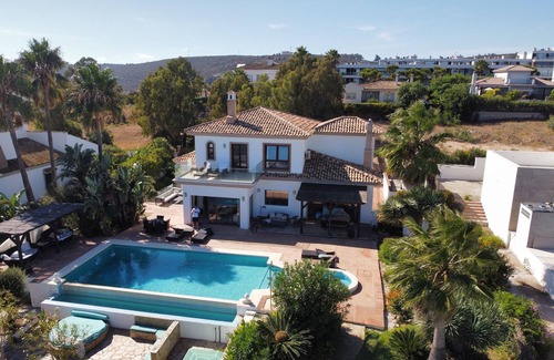 Manilva Villa | Villa 'Romano' with Sea View, Wi-Fi and Air Conditioning
