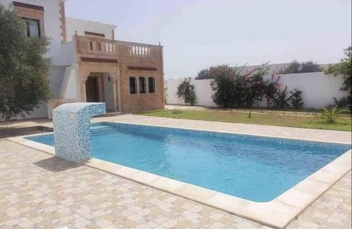Djerba Midun Villa | Villa Romantique Avec Piscine à 5 min de la Plage