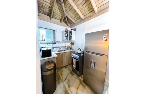 Stony Hill House | Villa Ronai Cottage 2: Rainforest Rustic