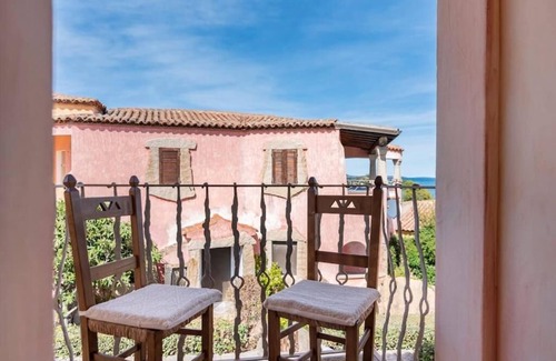 La Conia Villa | Villa Rosa 20 meters from the Sea