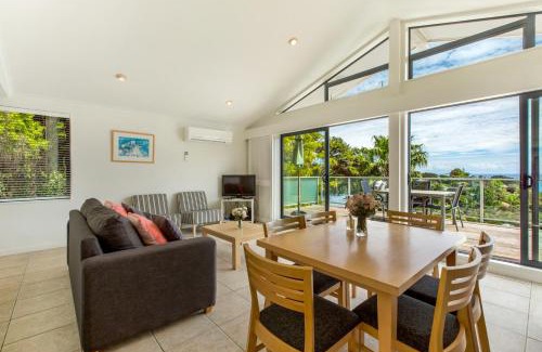 Waiheke Island Villa | Villa Rosa at Palm Beach by Waiheke Unlimited