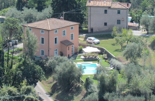 Fondagno House | Villa Rosa - luxury villa with private pool in quiet Lucchese hills, sleeps 10