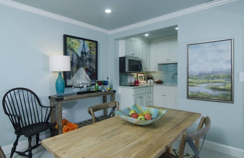 Red Hook Condo | Villa Rosa- Newly Renovated 1 Bedroom Condo - Sleeps 4, Great View & 2 Pools
