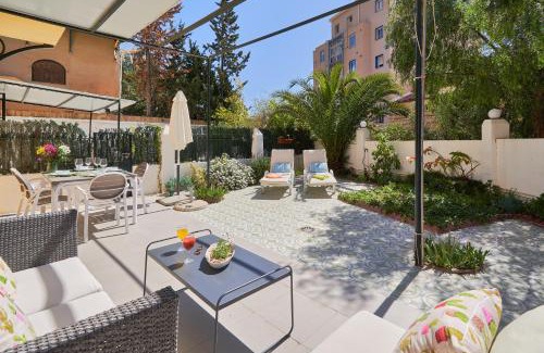 Campos Eliseos Apartment | Villa Rosita Suites en Playa de la Malagueta con terraza