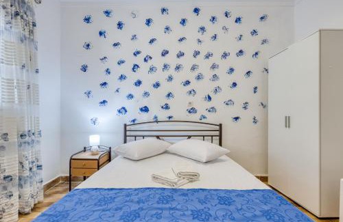 Limni Apartment | Villa Rossa - Hideaway by the sea