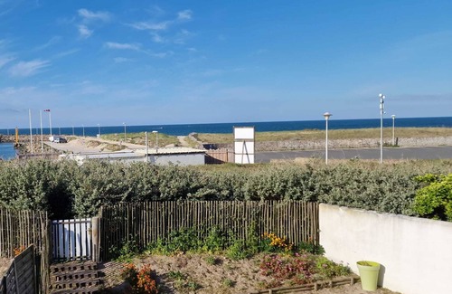L'Epine House | Villa Rubis, sea view, port and beach, direct access from garden. All comfort