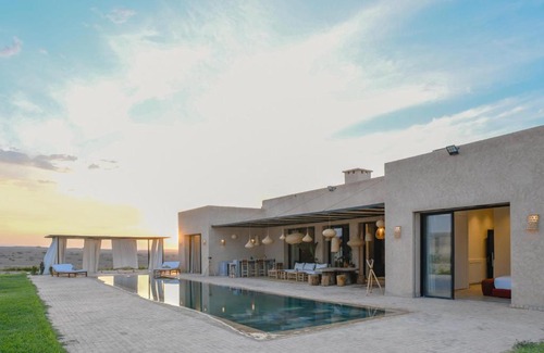 Oumnass Villa | Villa S