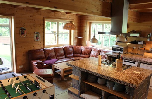 Petershagen House | Villa Salt heated pool 24°C - 9 baths - sauna - barbecue house - 2000sqm garden