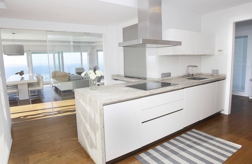Sa Torre Villa | VILLA SA TORRE. FIRST LINE IN BAHIA DE PALMA. LUXURY MEDITERRANEAN VILLA