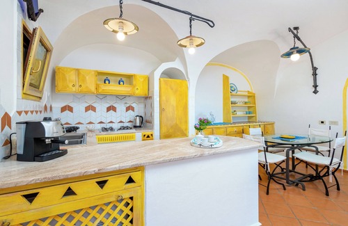 San Teodoro Villa | Villa "Sa Villa Cala Ginepro" with Sea View, Garden & Wi-Fi