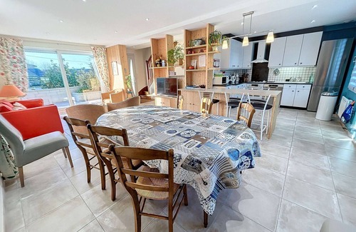 Saint-Pair-sur-Mer House | Villa Saint-Pair-sur-Mer, 4 bedrooms, 8 persons