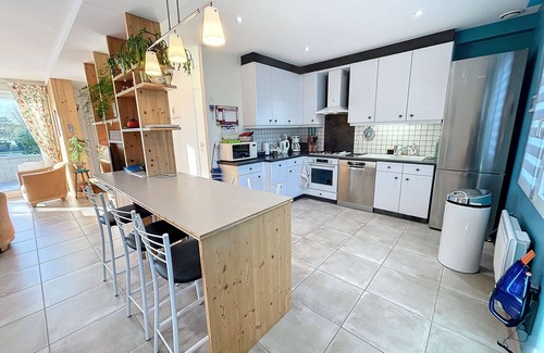 Saint-Pair-sur-Mer House | Villa Saint-Pair-sur-Mer, 4 bedrooms, 8 persons