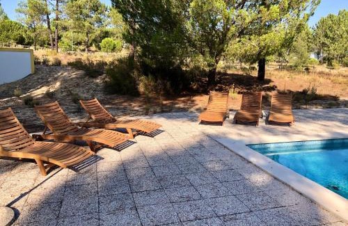 Santa Maria do Castelo Villa | Villa Sal - Spacious, private Apartment in a Villa with pool
