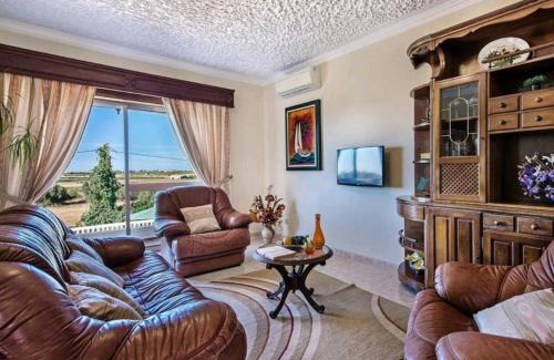 Vale de Parra Villa | VILLA SALGADOS, near ALBUFEIRA, with Private Pool, 5 minutes from Gale Beach