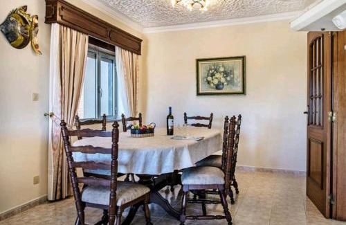 Vale de Parra Villa | VILLA SALGADOS, near ALBUFEIRA, with Private Pool, 5 minutes from Gale Beach