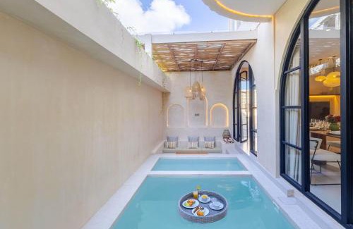 Sunset Road Villa | Villa San Miguel - 2 BR Private Villa in Seminyak