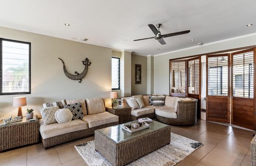 Evans Head Apartment | Villa Sangiovese - Unit One - 1-2 Heath Street