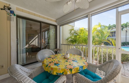 Sanibel Condo | Villa Sanibel 3B, 2 Bedroom Ground-level Condo, Overlooks Pool
