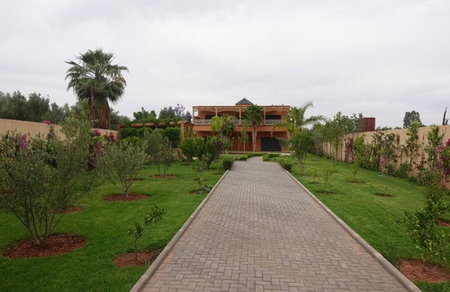 Sidi Abdallah Ghiat Villa | Villa sans vis a vis