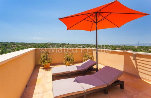 Santa Margalida Villa | Villa Santa Eulalia, Country villa with pool, large garden and plot with animals