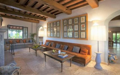 Montaione Villa | Villa Santa Virginia by Halldis
