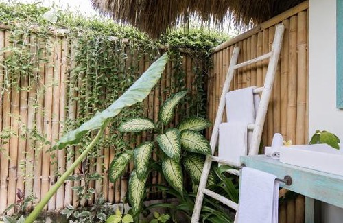 Mushroom Bay Villa | Villa Santai at Sandy Bay