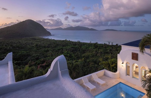 West End Villa | VILLA SANTORINI - walk to beach and restaurants from this luxurious masterpiece
