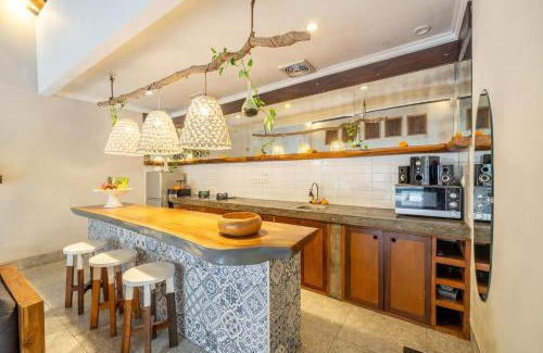 Petitenget Villa | Villa Sarong 2 Chic 2BR Boho Villa Prime Central Location