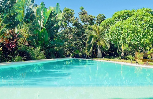 Calodyne Villa | VILLA SCALINA, a luxurious, spacious 7-bedroom en-suite villa with AC, Calodyne