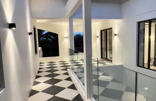 Calodyne Villa | VILLA SCALINA, a luxurious, spacious 7-bedroom en-suite villa with AC, Calodyne