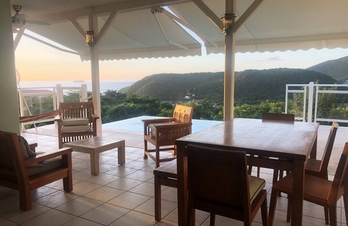 Les Anses-d'Arlets Villa | Villa Sea View with Pool, near beach