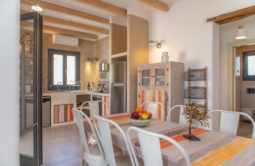 Mikri Vigla Villa | VILLA SEAKITE NAXOS Mikri Vigla 8 people