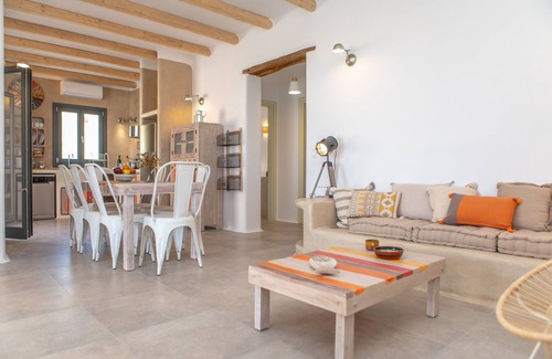 Mikri Vigla Villa | VILLA SEAKITE NAXOS Mikri Vigla 8 people