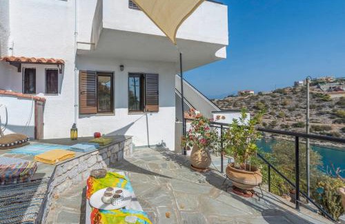 Katakali Apartment | Villa 'SeaRock' apartment at Amoni Corinth