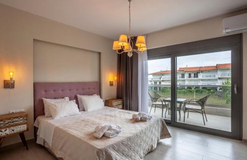 Haniotis Villa | Villa Selena seafront
